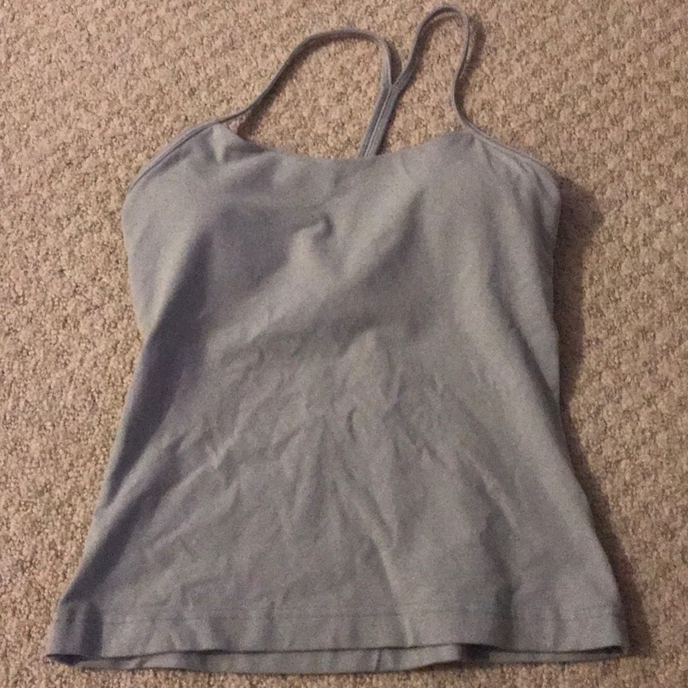 Lululemon power pose tank.